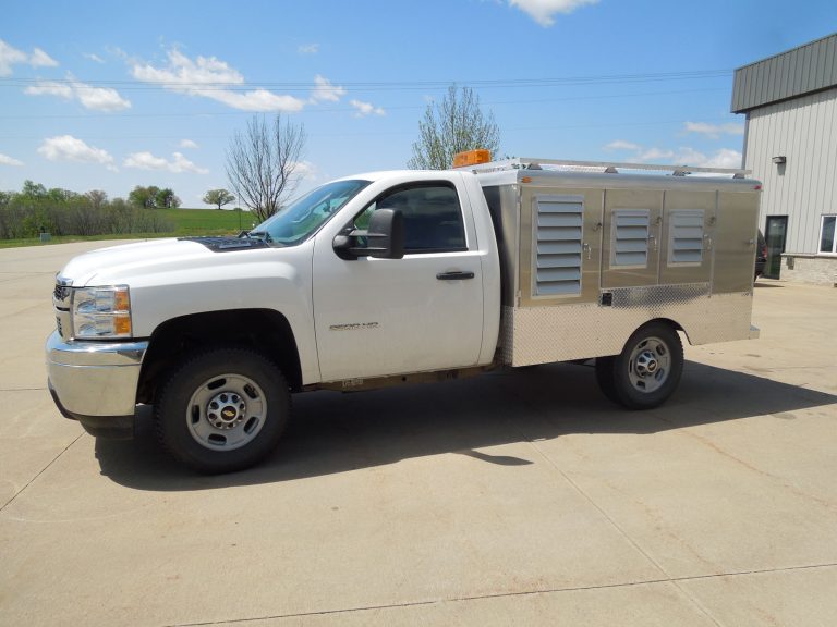 6 crate chassis 8' bed truck truck A