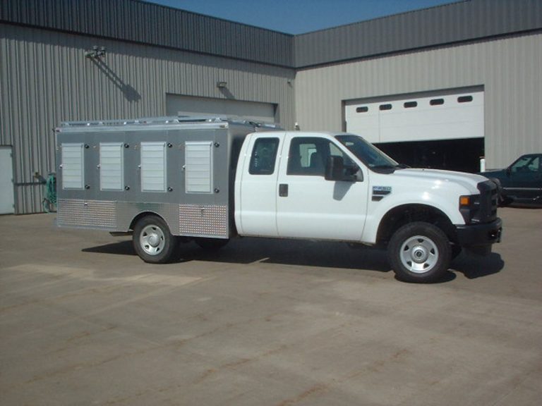8 crate chassis 8' bed truck truck
