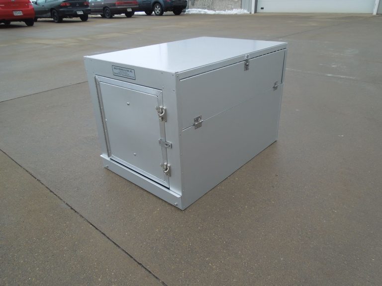 single aluminum crate with ventilation bars and winter covers